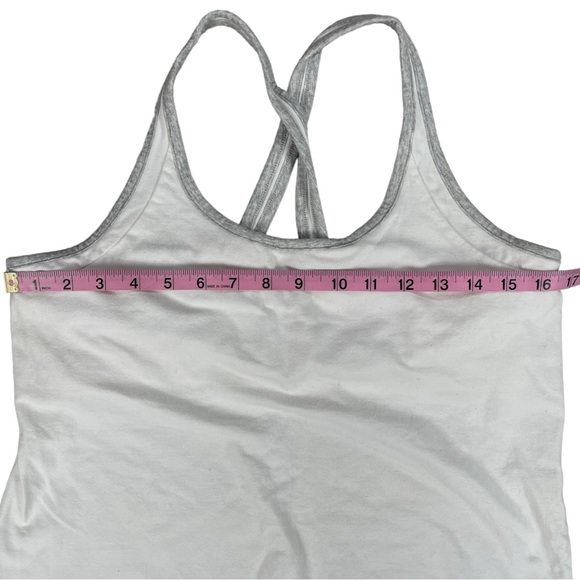 Prospirit peach shorts size medium, 2 tanks white & peach size Xl, 3 pieces - Picture 9 of 16